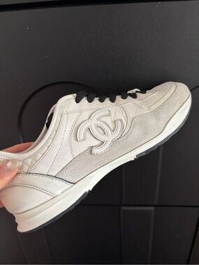 CHANEL White & Black Leather Low-Top Sneakers